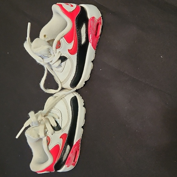 Air max toddler size 4c - Picture 3 of 5